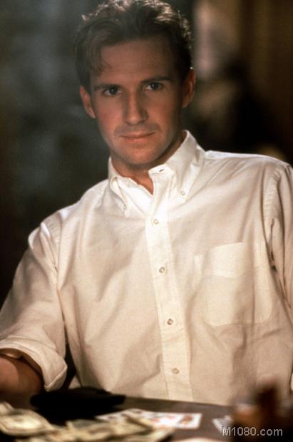 拉尔夫费因斯颜值巅峰照片(拉尔夫费因斯 身高)