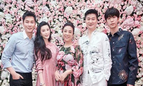 范冰冰2000年生下范丞丞(范冰冰2000年生下范丞丞视频)