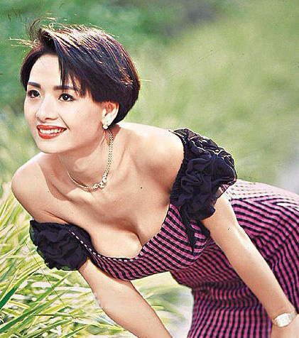 叶子楣是什么罩杯隆胸的吗？叶子楣的老公照