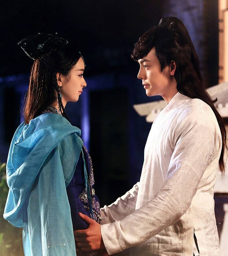 陈伟霆女友是赵丽颖吗？陈伟霆探班赵丽颖全