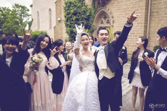 袁弘和胡歌是怎么回事？袁弘和胡歌是同学吗