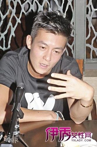 刘伟强叫成龙下跪真相(向华强打了成龙一巴掌)