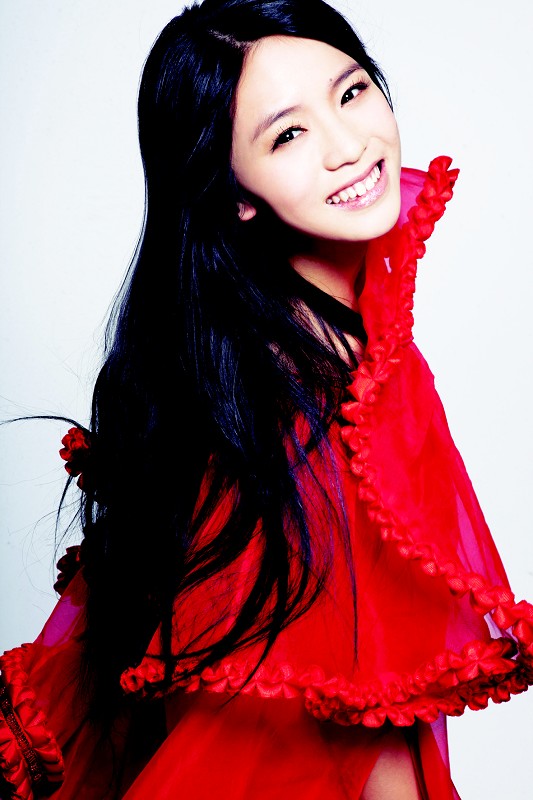 黄英是哪一届超女?黄英的老公资料照片 黄英是哪一届超女?黄英的老公资料照片