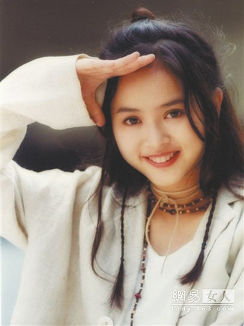 叶蕴仪闺房秘密是什么?叶蕴仪近照图片曝光(叶蕴仪最近的照片) 叶蕴仪闺房秘密是什么?叶蕴仪近照图片曝光(叶蕴仪最近的照片)