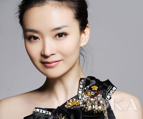 短命女人的面相揭秘(女人短命相有哪些特征)