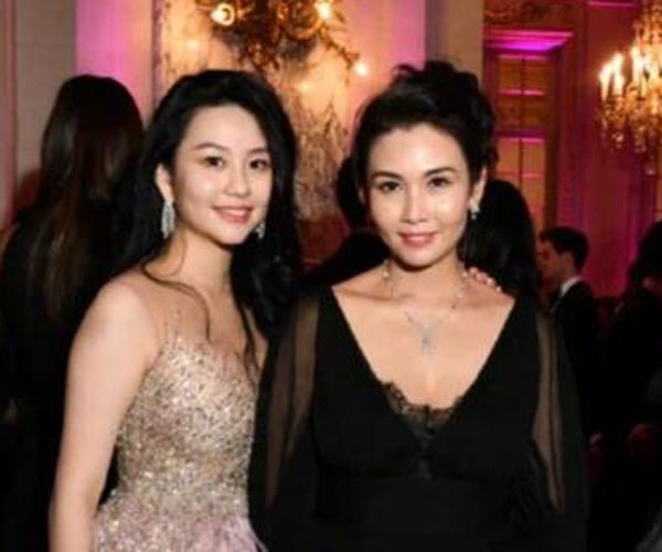 邱淑贞删不掉的照片集锦(邱淑贞最新近照) 邱淑贞删不掉的照片集锦(邱淑贞最新近照)