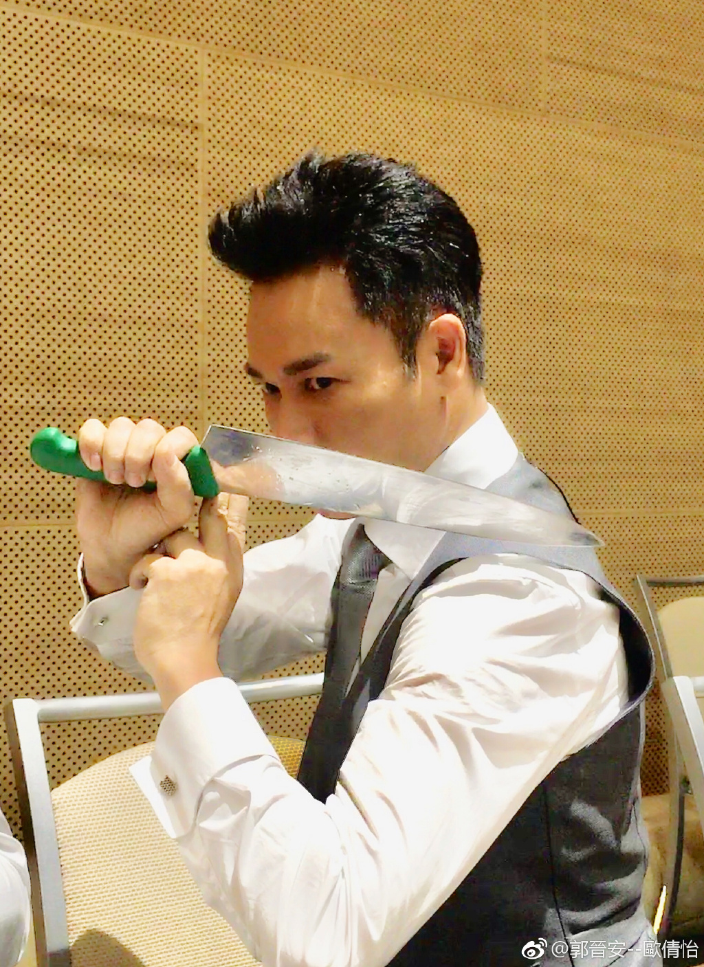 郭晋安长相脸有点僵(郭晋安长得像)