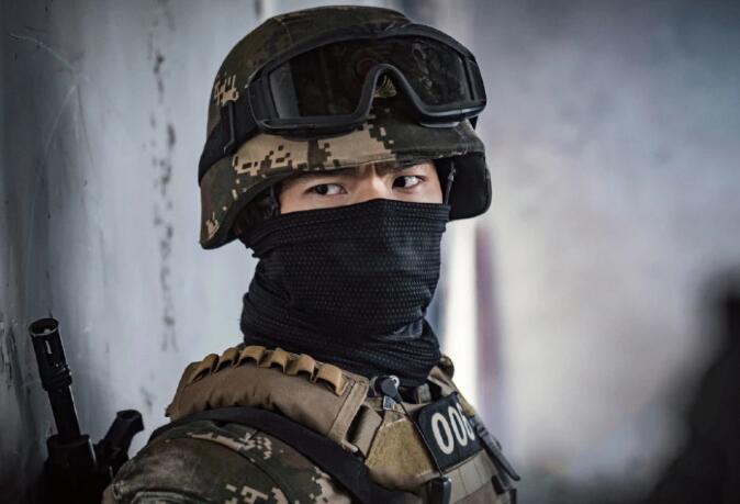 杨洋任嘉伦怎么认识的(杨洋帅还是任嘉伦帅)