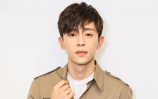 《香蜜》扑哧君演者廖劲锋竟是中国传媒大学