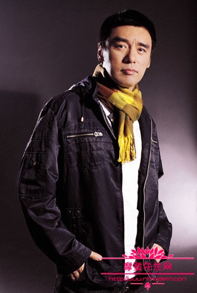 钟镇涛前妻章小蕙现状如何(钟镇涛与章小蕙结婚照)