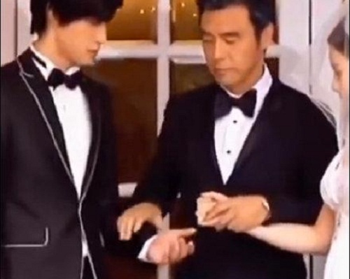 钟镇涛是怎么破产的?钟镇涛在天天向上唱的(钟镇涛会唱歌吗) 钟镇涛是怎么破产的?钟镇涛在天天向上唱的(钟镇涛会唱歌吗)