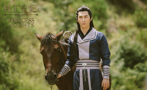 燕洵最后死了没有？燕洵复仇成功了没有？站(燕洵最后报仇了吗)