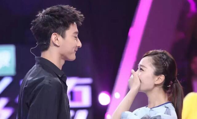 陈小纭和鹿晗好像对比图(陈小纭撞脸鹿晗:陈小纭个人资料个人写真)