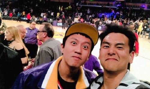 邓超彭于晏看球晒自拍(邓超自拍照)