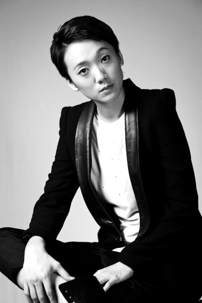 赵逸岚是男的还是女的?赵逸岚和房思瑜激吻