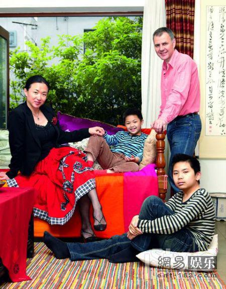 金星变性前老婆肯波琳照片(金星肯波琳结婚)