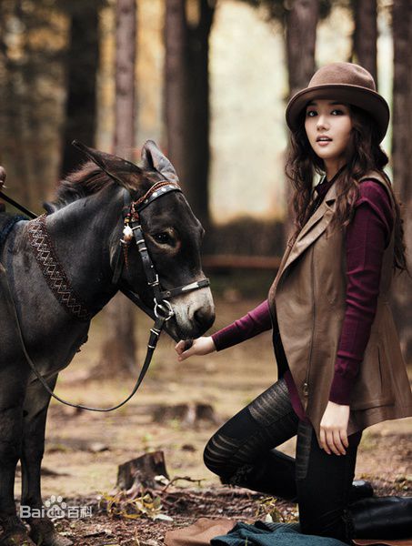 朴敏英的双眼皮好自然图(朴彩英的双眼皮)