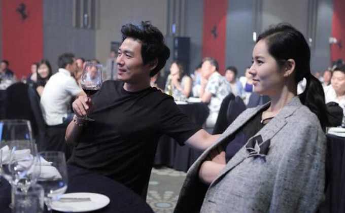 延政勋年轻时图片(延政勋帅吗)