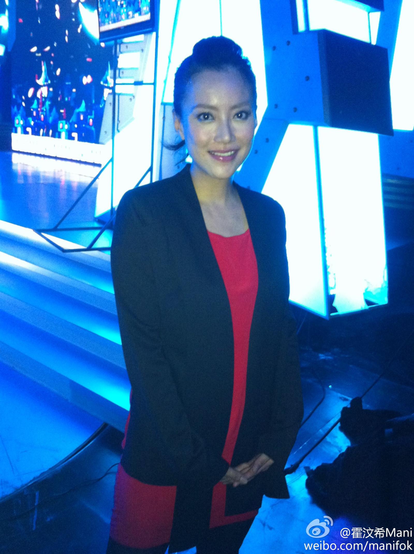 陈淑芬保护张国荣现场照(陈淑芬处理张国荣做的最后一件事) 陈淑芬保护张国荣现场照(陈淑芬处理张国荣做的最后一件事)