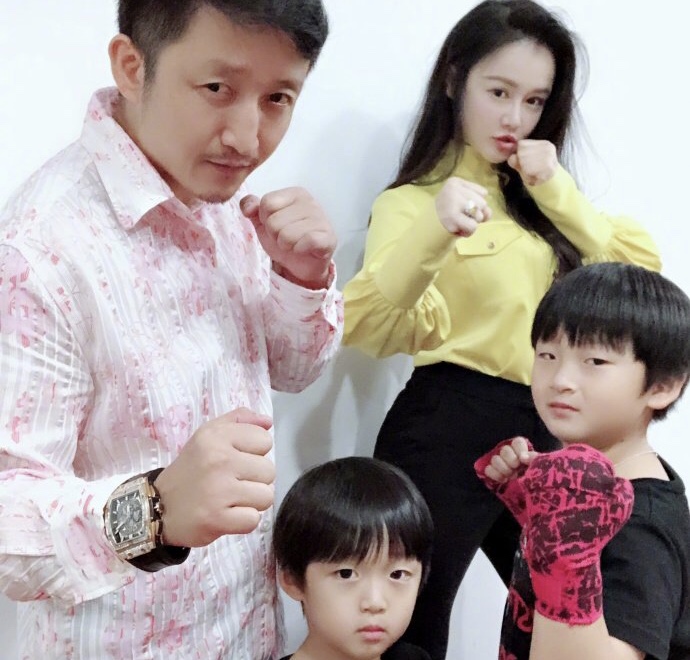 冉莹颖承认生下三胎，问至性别时她却这样回(冉莹颖三胎性别)