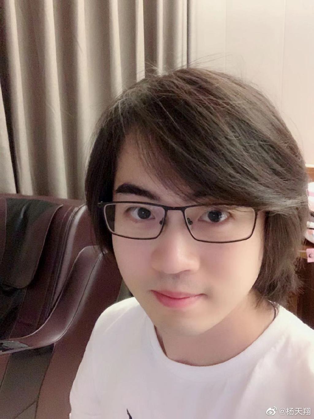 杨天翔为什么叫小阿天、双儿(杨天翔阿杰怎么认识的) 杨天翔为什么叫小阿天、双儿(杨天翔阿杰怎么认识的)