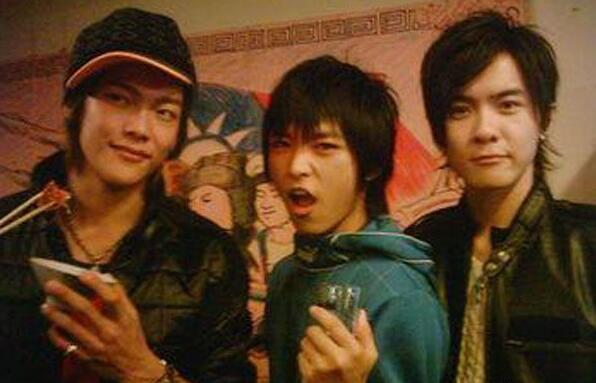 炎亚纶与唐禹哲恩怨因吃醋吗(炎亚纶误会) 炎亚纶与唐禹哲恩怨因吃醋吗(炎亚纶误会)