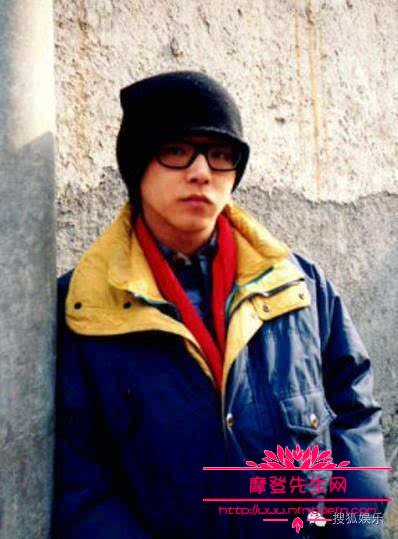 窦唯年轻时的照片惊为天人(窦唯年轻时好帅) 窦唯年轻时的照片惊为天人(窦唯年轻时好帅)