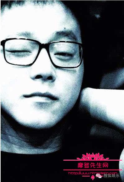 窦唯年轻时的照片惊为天人(窦唯年轻时好帅) 窦唯年轻时的照片惊为天人(窦唯年轻时好帅)