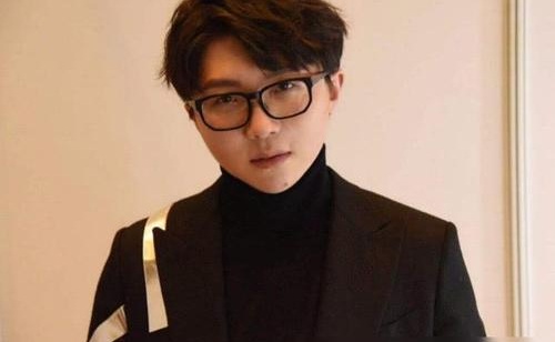 毛不易谈减肥成功身高更亮眼(毛不易身高对比) 毛不易谈减肥成功身高更亮眼(毛不易身高对比)