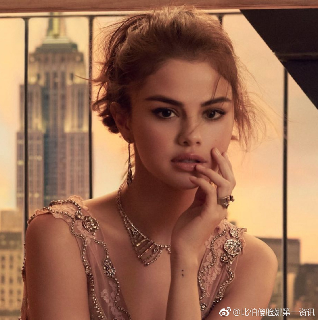 傻脸娜为什么叫国美(傻脸娜为什么叫傻脸娜)