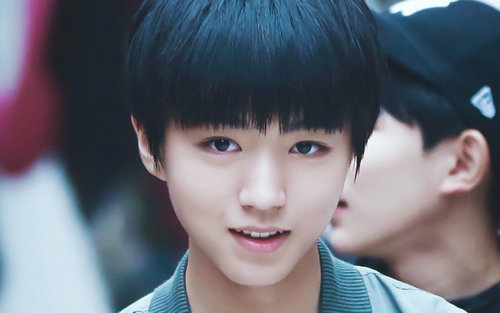 《我们的少年时代》邬童真的会离开月亮岛去(我们的少年时代邬童没来上学)