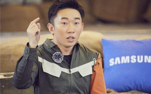 杨迪点名跑路站姐是什么梗(杨迪告辞梗)