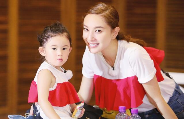 杨受成郑希怡春卷传闻真的吗