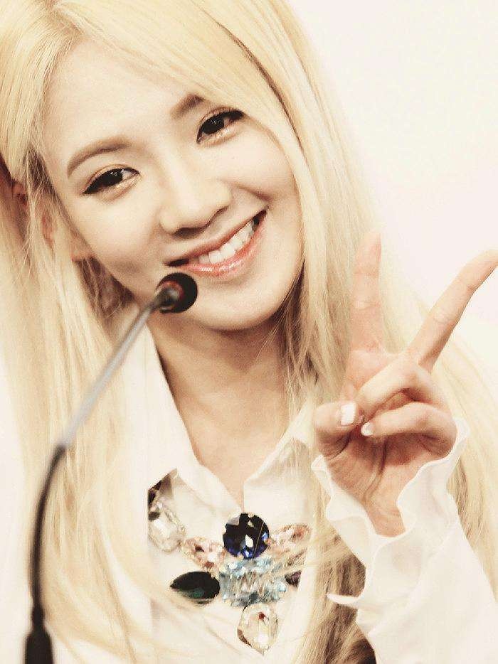 金孝渊男朋友是谁(金孝渊和谁关系好)