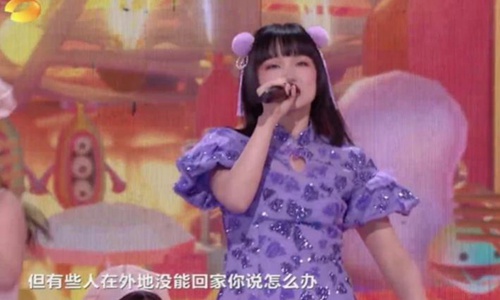 黄龄晚会假唱翻车(大型假唱翻车现场)