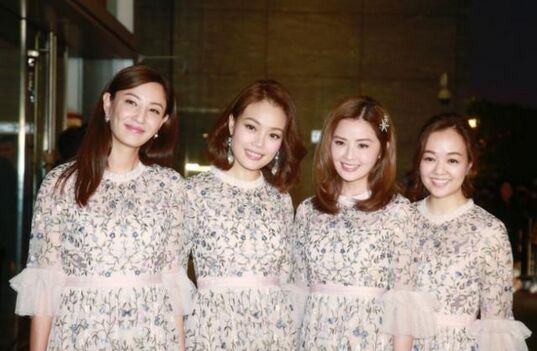 郑希怡之前为什么不火呢(郑希怡八卦) 郑希怡之前为什么不火呢(郑希怡八卦)