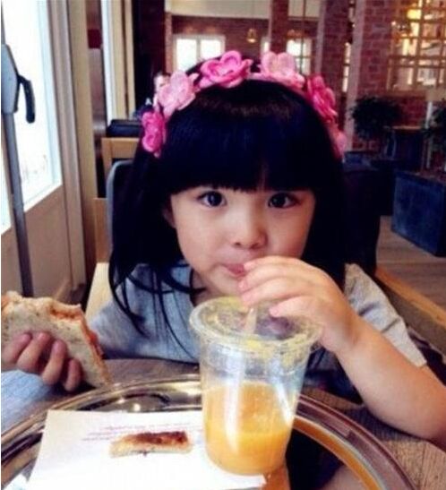 王诗龄近照曝光有什么变化(王诗龄近照2017图片) 王诗龄近照曝光有什么变化(王诗龄近照2017图片)