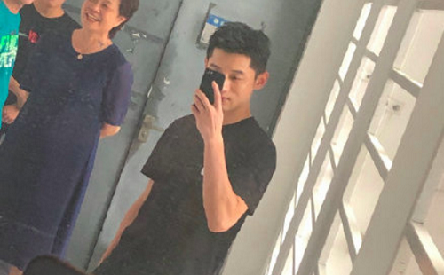 张继科毕业答辩遭围堵签名(张继科签名)