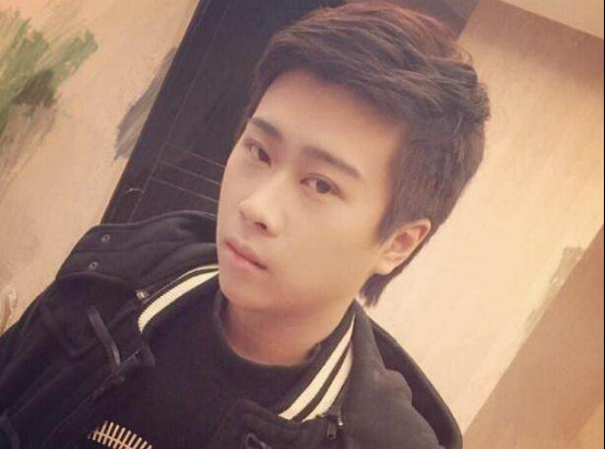 五五开是卢本伟吗？五五开为什么骂钱小佳站(卢本伟为什么叫做五五开)