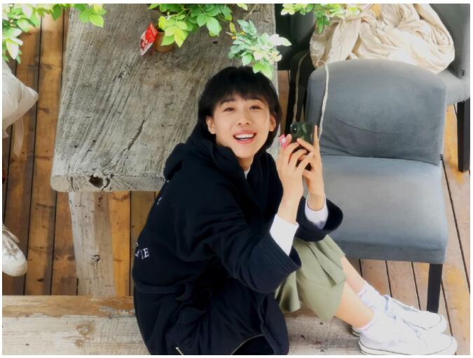 胡广生歌词里“高高哩哑哑哩”啥意思 胡广生歌词里“高高哩哑哑哩”啥意思