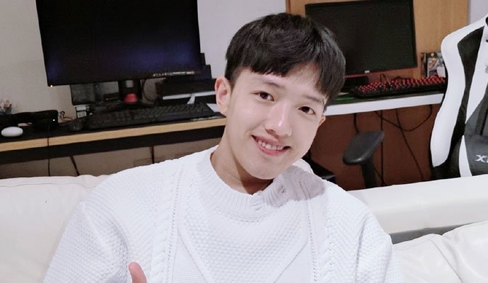 杨紫李现拍杂志穿情侣装物料曝光(杨紫李现杂志合照) 杨紫李现拍杂志穿情侣装物料曝光(杨紫李现杂志合照)