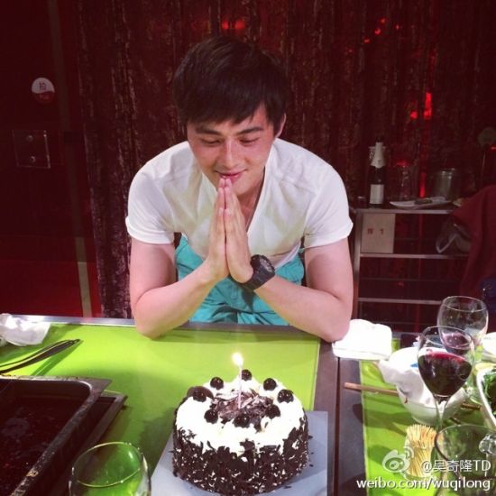 蒋欣老公不是叶祖新两人分手原因曝光(蒋欣叶祖新结婚照图片)