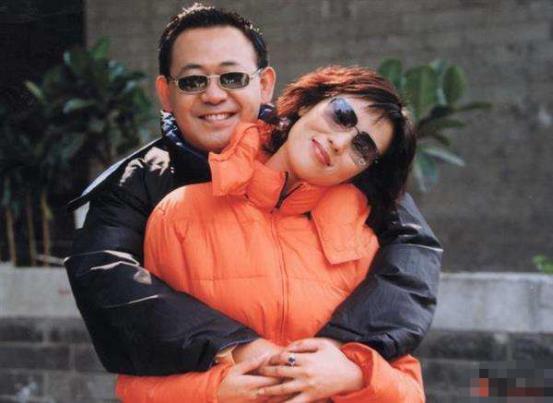 姜武的老婆宋妍照片资料(姜文老婆宋妍的照片)