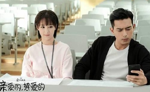 杨紫李现拍杂志穿情侣装物料曝光(杨紫李现杂志合照) 杨紫李现拍杂志穿情侣装物料曝光(杨紫李现杂志合照)