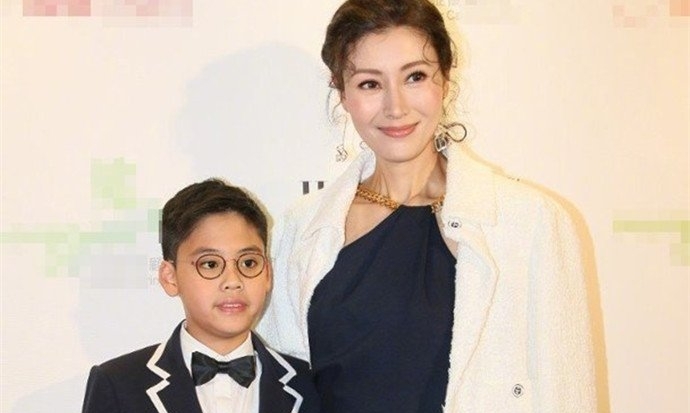 李嘉欣否认复出辟谣5000万片酬(李嘉欣年收入) 李嘉欣否认复出辟谣5000万片酬(李嘉欣年收入)