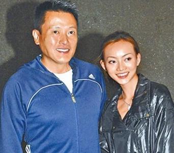 魏骏杰老婆张利华现状(魏骏杰张利华最新新闻) 魏骏杰老婆张利华现状(魏骏杰张利华最新新闻)