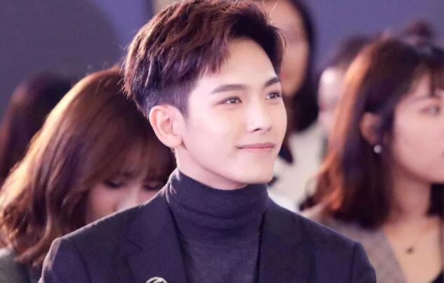 王以纶的女友是赵露思吗(王以纶女朋友是赵露思)