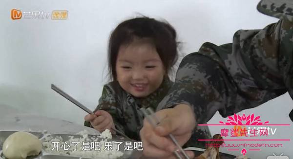 阿拉蕾为什么叫撒贝宁姥爷？阿拉蕾董力父女(从每一个细节都能看出董力很爱阿拉蕾)