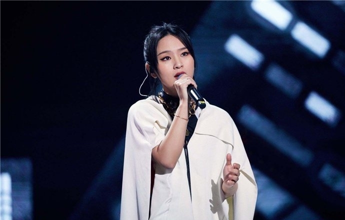 周笔畅官宣签约泰洋川禾(周笔畅最新代言)