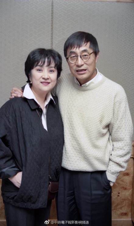 谢贤为什么打刘家昌(刘家昌为甄珍给谢贤什么) 谢贤为什么打刘家昌(刘家昌为甄珍给谢贤什么)